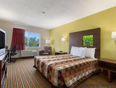 Motel Super 8 By Wyndham